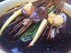 -拈签一笑黄牛肉辣卤串串