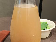 -锅飘飘·东北铁锅炖(雨花客厅店)