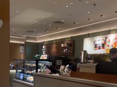 -星巴克臻选(上海中环广场2F店)