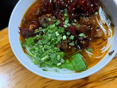 -越洋肖氏老米线(杨家坪店)