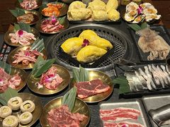 -何发发和牛烧肉·鳗鱼榴莲放题自助(乐峰广场店)