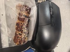 -HOT CRUSH趁热集合·现烤面包(上海环球港店)