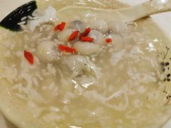 -新镇江酒家(南京西路店)