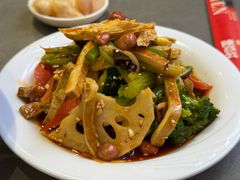 -陈熹公民族美食文化餐厅(中华广场店)