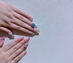 -花系美·美甲美睫精品店