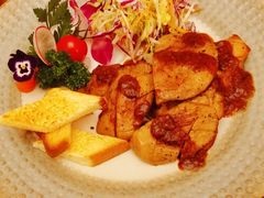 -萌啊莫·素食天津菜·西餐(五大道店)