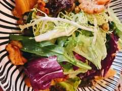 烤菠萝色拉-Golden Lily河内巴黎法越料理餐厅(建国西路店)