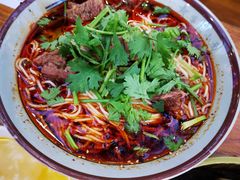 -八一路好吃街(雨田商务大厦店)