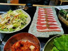 -臻牛烤肉