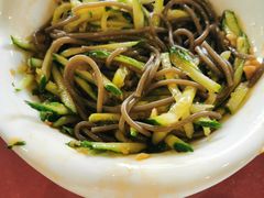 酸辣蕨根粉丝-老虎土菜馆·农家土菜