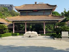 -烈士陵园(地铁站)
