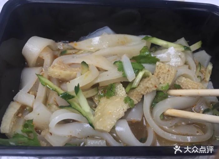 茶水房酿皮(省人民医院店)传统酿皮图片 - 第1张