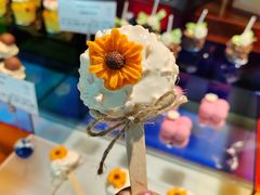 -中茵皇冠假日酒店·棕榈岛湖畔餐厅