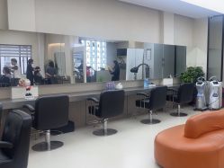 -优尚·烫·染·店