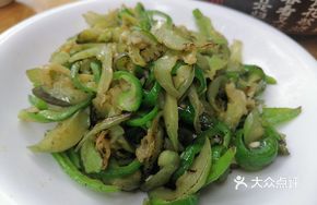 Green Pepper Eggplant Bitter Melon Stir-fry
