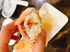 手臂甘粗的招牌濑尿虾-蚝专家(北滘店)