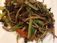 -慈心素食馆(绳金塔店)