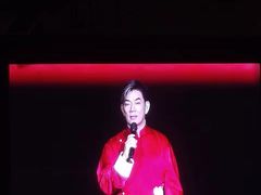 -东方体育中心(地铁站)