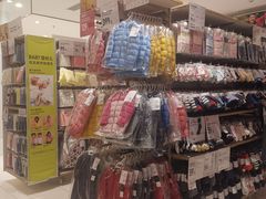 -优衣库(石家庄裕华万达广场店)