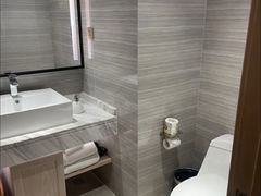 -凯里亚德酒店(深圳北站大浪商业中心店)