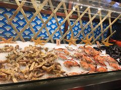 -四海一家自助餐(益田假日广场店)