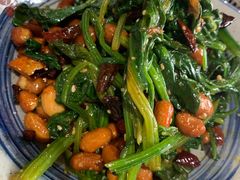 果仁菠菜-蜀留香石锅鱼(六顺街店)