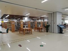 -厦门市图书馆(集美新城馆区)