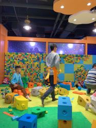 -太空学院儿童娱教乐园(中华广场店)