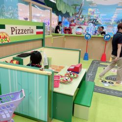 -莫莉幻想儿童乐园(武汉经开永旺店)