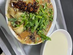 豆浆-正味斋锅巴菜(西北角店)