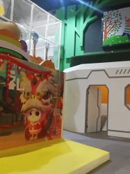 -玩塾品格乐园(宇宙太空龙旗店)