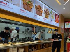 -南城香·饭香串香馄饨香(花园北路店)