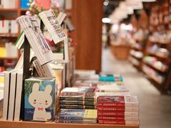 -百新书局(尚悦湾店)