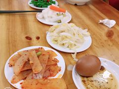 -马德元纯汤牛肉面(太奥广场店)