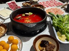 -贵府酸汤牛肉火锅·贵州老字号(飞山街店)