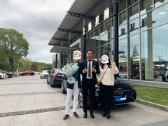 -上海星瀚奔驰4S店(红柳路店)