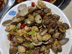 -休记光头香辣蟹干锅店(衣冠庙店)