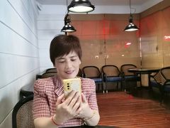 -沪小胖小龙虾(淮海中路旗舰店)