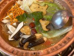 -阿婆情腊排骨火锅(金虹路店)