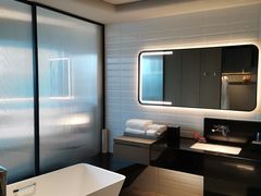 -广州天河希尔顿酒店