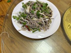 -溢心园非遗香河肉饼(总店)