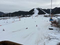 -丝绸之路山地度假区滑雪场