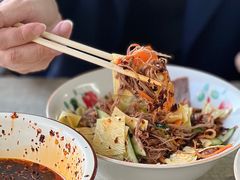 -正宗胖子抻面馆(岭东路店)