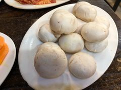 口蘑-韩风烤牛肉冷面店