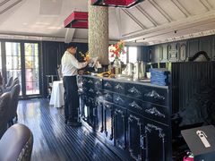 -弦月窗LUNETTE BY AMANDA(复兴路店)