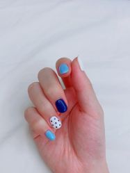 -花岐款式专研健康美甲沙龙