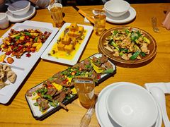 -隔壁老王·家常云南菜(花巷店)