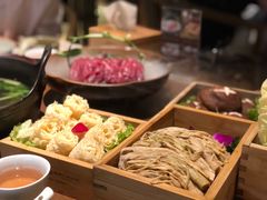 -盡膳口福跷脚牛肉火锅(合生汇购物中心店)