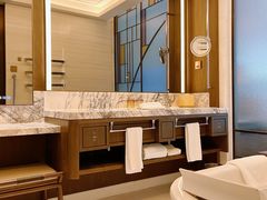 -上海前滩香格里拉大酒店