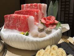 -余欢领鲜火锅(新街口店)